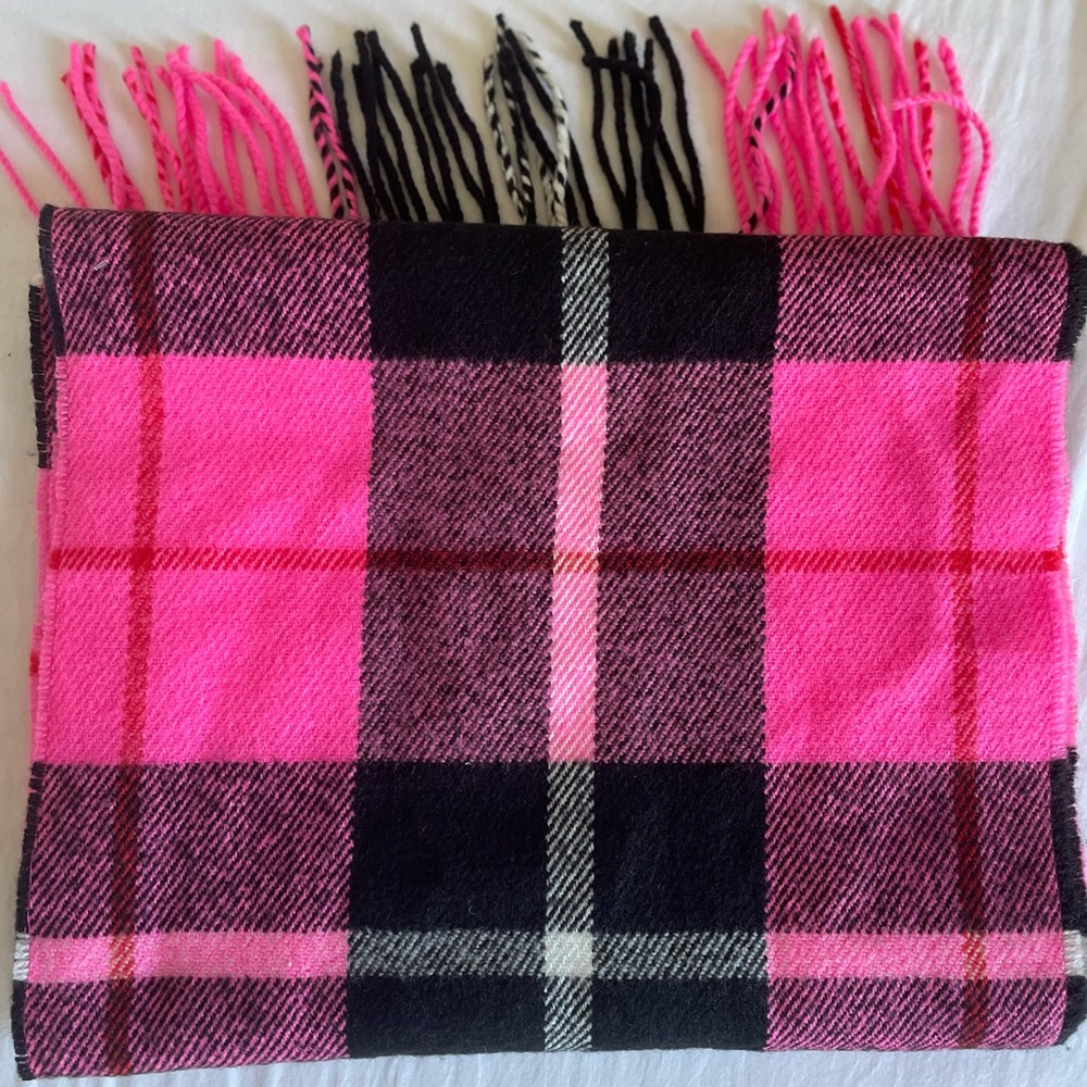 Victoria's Secret Pink and Black Heart Patch Scarf - Picture 2 of 3